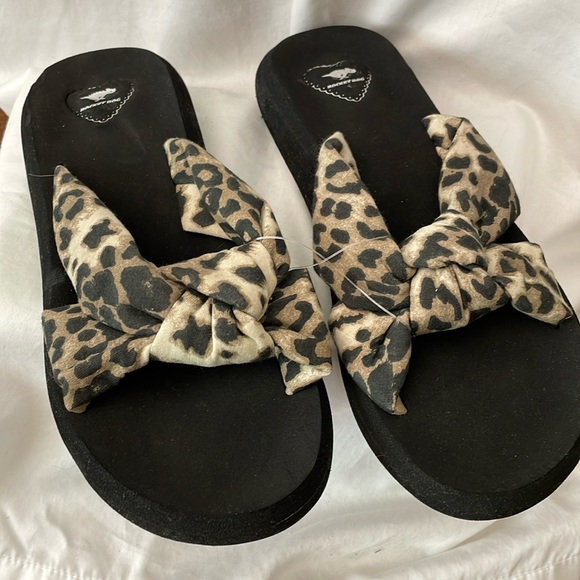 NWOT ROCKET DOG PUFFY ANIMAL PRINT SLIDE SIZE 8 - Picture 1 of 5